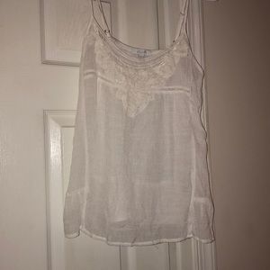 Delia’s White Tank